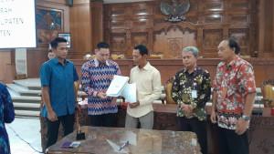 19-Desa-di-Klaten-Menerima-Bantuan-dari-Wakil-Presiden-RI.jpg