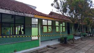 Atap-Kelas-SDN-3-Secang-Magelang-Roboh.jpg