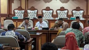 Audiensi-tenaga-honorer-di-DPRD-Kulon-Progo.jpg