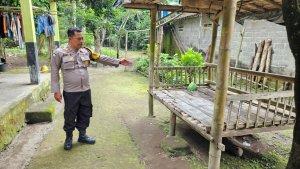 BREAKING-NEWS-Bayi-Perempuan-Ditemukan-di-Gazebo-Rumah-Warga-Magelang.jpg