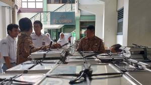BREAKING-NEWS-Ratusan-Siswa-SMA-Negeri-1-Yogyakarta-Alami-Gejala-Keracunan-Setelah-Makan-Menu-MBG.jpg
