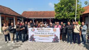 Bawaslu-Bantul-bersama-komunitas-motor-Bukan-Bikers-Biasa.jpg