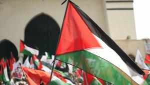 Bendera-Palestina-dalam-aksi-pro-Palestina-di-Dhaka-Bangladesh.jpg