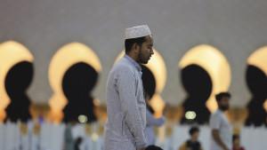 Berapa-Rakaat-Sholat-Gerhana-Matahari.jpg