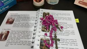 Buku-doa-dan-rosario.jpg