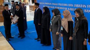 Bupati-Bantul-Lantik-6-Pimpinan-Tinggi-Pratama-dan-7-Jabatan-Fungsional.jpg
