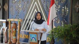 Bupati-Sleman-Kustini-Sri-Purnomo-682024.jpg