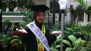 Cerita-Mega-Setya-Handayani-Alumni-UNY-Lulus-Kuliah-Tanpa-KKN-dan-Skripsi-IPK-395.jpg