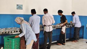Dapur-SPPG-Salaman-1-Magelang-Resmi-Beroperasi.jpg