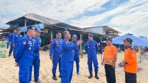 Ditpolairud-Polda-DIY-Imbau-Wisatawan-yang-Berlibur-ke-Pantai-Patuhi-Imbauan-Petugas.jpg