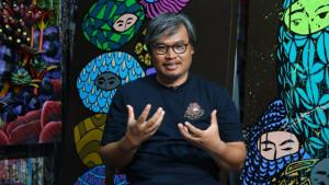 Filosofi-Upcycle-Eko-Nugroho-Seni-Kreatif-Jadi-Solusi-Mengubah-Sampah-Menjadi-Estetika-Baru.jpg