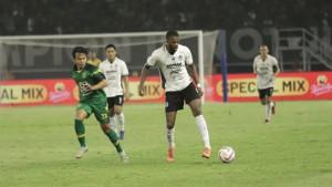 Huistra-Kagum-dengan-Pemain-PSS-Sleman-Frederic-Injai-Dia-Punya-Kecepatan.jpg