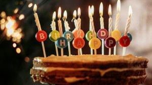 ILUSTRASI-FOTO-kue-ulang-tahun-happy-birthday-pesta-ulang-tahun.jpg