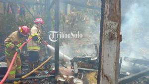 Ikuti-Mobil-Damkar-Sepulang-Salat-Jumat-Warga-Boyolali-Kaget-Saat-Tahu-Rumahnya-yang-Terbakar.jpg