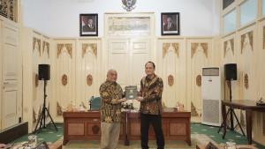 KPK-Hibahkan-Enam-Tanah-dan-Tiga-Jet-Ski-ke-DIY-Bernilai-Rp111-Miliar.jpg