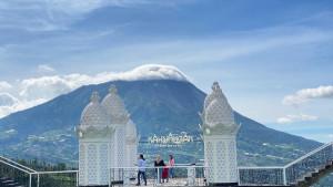 Kahyangan-Sky-Bridge-Ketep-Magelang-2025.jpg
