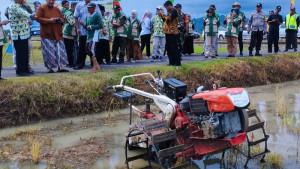 Kalurahan-Ngestiharjo-di-Kulon-Progo-Jadi-Percontohan-Smart-Farming-Lewat-Traktor-Remote-Control.jpg