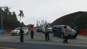 Kepadatan-Kendaraan-Mudik-Mulai-Terpantau-di-Exit-Tol-Tamanmartani.jpg