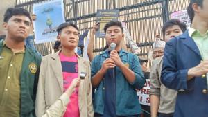 Ketua-BEM-UGM-soal-Undangan-Istana-untuk-Perwakilan-Mahasiswa-Rakyat-Tidak-Butuh-Simbolisme.jpg