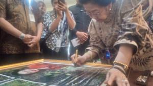 Kunjungi-Hutan-Wanagama-Gunungkidul-Megawati-Soekarnoputri-Bawa-Nuansa-Nostalgia.jpg