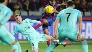 Lamine-Yamal-mencetak-gol-di-Liga-Spanyol-antara-Barcelona-vs-Real-Mallorca.jpg