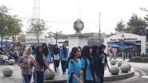 Langkah-Kebersamaan-dan-Lomba-Olahraga-di-SMK-Negeri-7-Yogyakarta.jpg