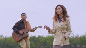 MV-Paling-Sejati-Roziana-Cindy.jpg