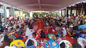 Melestarikan-Warisan-Budaya-Tak-Benda-Lewat-Lomba-Lukis-Payung-Juwiring.jpg