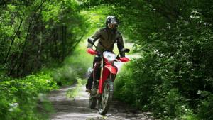 Menaklukkan-Alam-dan-Aspal-Penyegaran-New-Honda-CRF250-RALLY-dan-CRF250L.jpg