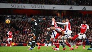 Mikel-Merino-mencetak-gol-di-Liga-Inggris-antara-Arsenal-vs-Liverpool-di-Emirates.jpg
