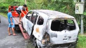 Mobil-ludes-terbakar-di-Girimulyo-Kulon-Progo.jpg