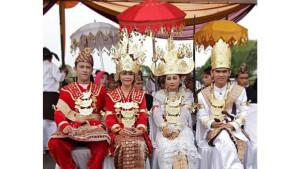 Pakaian-Adat-Lampung.jpg
