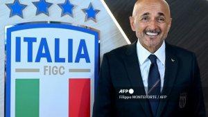Pelatih-tim-nasional-Italia-Luciano-Spalletti-di-tempat-latihan-Coverciano-di-Florence-2-September.jpg