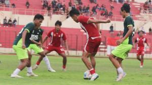 Pemain-Persiba-Bantul-saat-melakoni-laga-pramusim-2112025.jpg