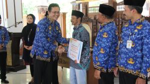Pemkab-Magelang-Salurkan-Rp88-Miliar-untuk-Perbaikan-Rumah-Tidak-Layak-Huni.jpg