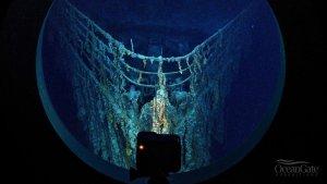 Penampakan-bangkai-kapal-Titanic-dari-dalam-kapal-wisata-OceanGate-Expeditions.jpg
