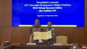 Penandatanganan-kerja-sama-UGM-dan-BCA-soal-UKT.jpg