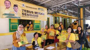 Peringati-HUT-Ke-61-Golkar-DIY-Gulirkan-Tebus-Murah-1000-Paket-Sembako.jpg