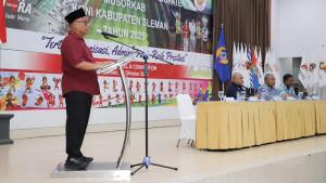 Pesan-Bupati-Harda-di-Musarkab-KONI-Sleman.jpg