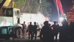 Proses-evakuasi-truk-tangki-yang-terguling-di-Gunungkidul-2192025.jpg