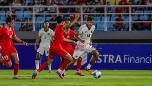 Rafael-Struick-vs-Laos.jpg