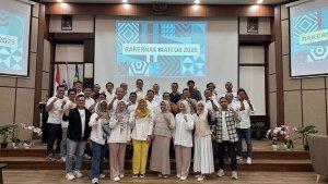 Rakernas-IKATI-UII-membahas-berbagai-dinamika-dunia-industri-dan-tantangannya.jpg