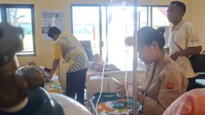 Ratusan-Siswa-dan-Guru-di-Purworejo-jadi-Korban-Keracunan-Massal-Program-MBG.jpg
