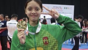 Rayinda-Alexandra-Rebut-Emas-Pertama-DIY-di-PON-Bela-Diri-2025-dari-Sekolah-ke-Panggung-Nasional.jpg
