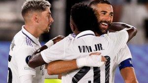Real-Madrid-Juara-Piala-Super-Eropa-Carlo-Ancelotti-Karim-Benzema-Akan-Raih-Ballon-dOr.jpg
