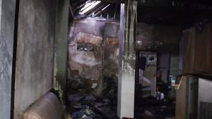 Rumah-Kontrakan-di-Klaten-Ludes-Terbakar-Diduga-Karena-Puntung-Rokok.jpg