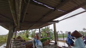 Rumah-rusak-karena-entut-pesawat.jpg