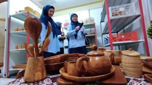 Salah-satu-produk-UMKM-yang-dipamerkan-di-Gunungkidul.jpg