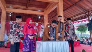 Sambung-Rasa-di-Desa-Kalikebo-Bupati-Hamenang-Resmikan-BUMDes-Mahesa-Karya.jpg