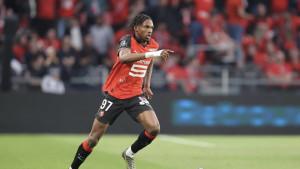 Siapa-Jeremy-Jacquet-Bek-20-Tahun-yang-Mirip-Saliba-Kabarnya-Bisa-Jadi-Amunisi-Baru-Arsenal.jpg